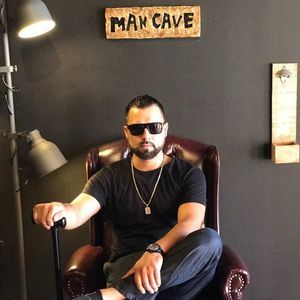 Meet your Posher, Mack